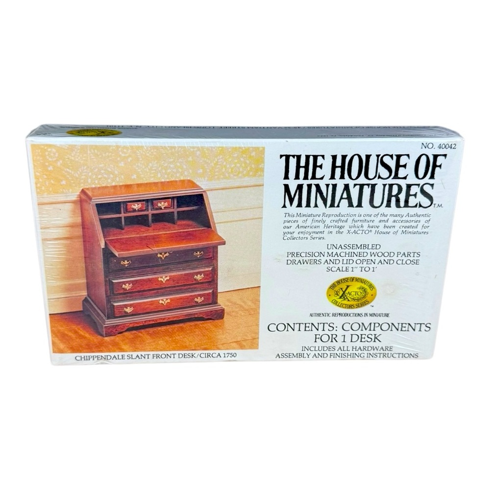 House of Miniatures Chippendale Slant Front Desk (Model No. 40042)